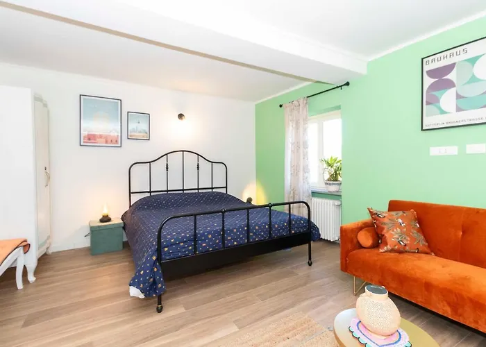Borgo Dora Artistic Studio *