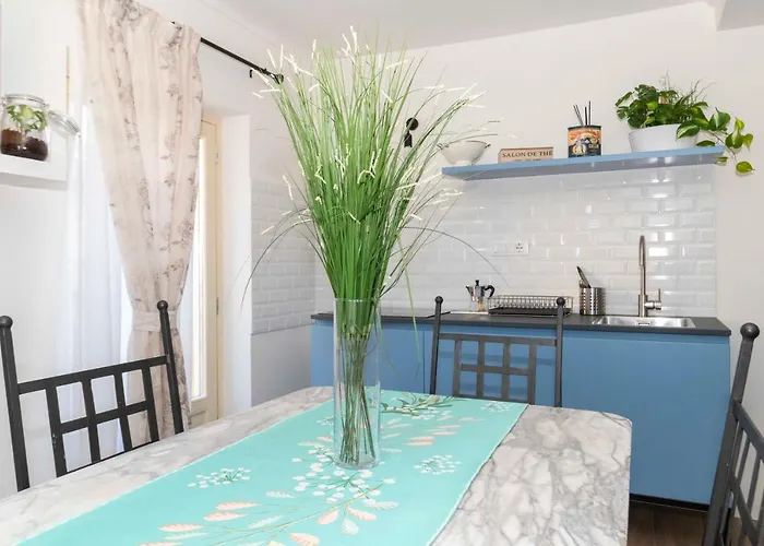 Borgo Dora Artistic Studio * Turin