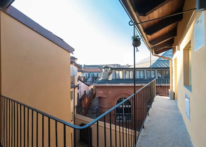 Borgo Dora Artistic Studio Lägenhet