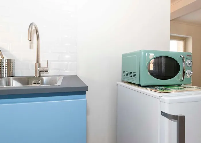 Borgo Dora Artistic Studio Apartment Turin