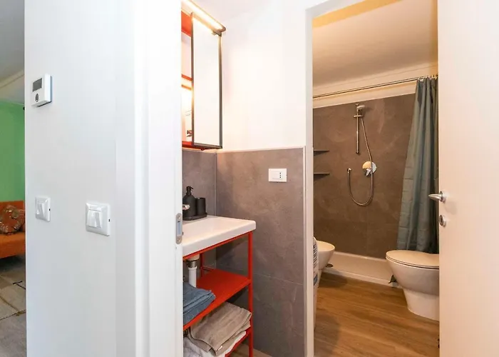 Borgo Dora Artistic Studio Apartment Turin