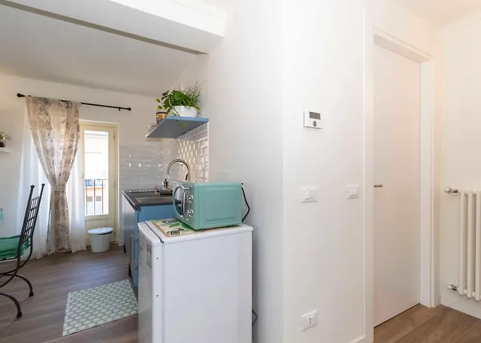 Borgo Dora Artistic Studio Turin