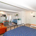 Borgo Dora Artistic Studio Lägenhet