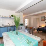 Lägenhet Borgo Dora Artistic Studio